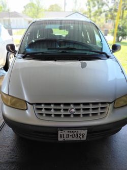 2000 Plymouth Voyager