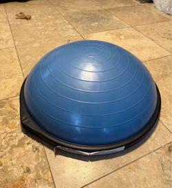 BOSU ball balance trainer 65cm
