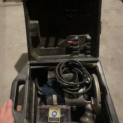 Bosch Router Model 1604 with Bits