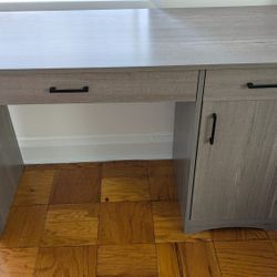 Computer Desk With Storage