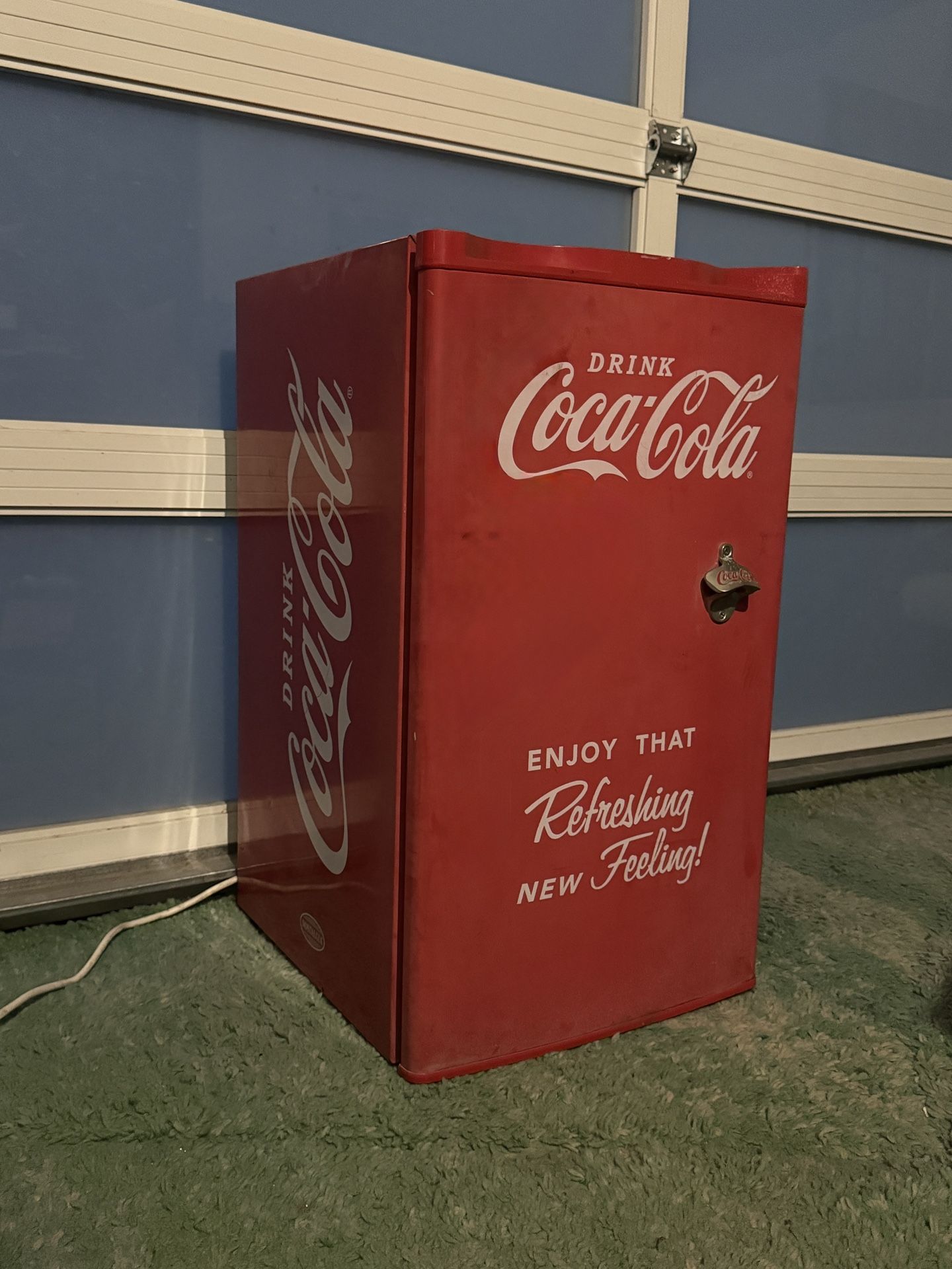 original vintage Coca-Cola mini fridge 3.2 cu ft