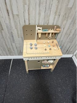 Play work bench