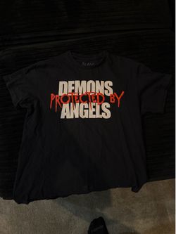Nav Vlone tee size Large used