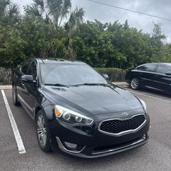 2015 KIA Cadenza