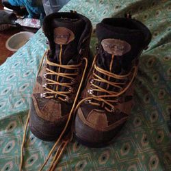 Boots Want 35 For Them 