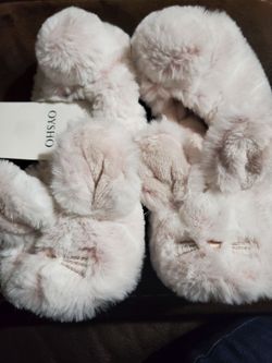 Bunny Slippers Size M *NEW*