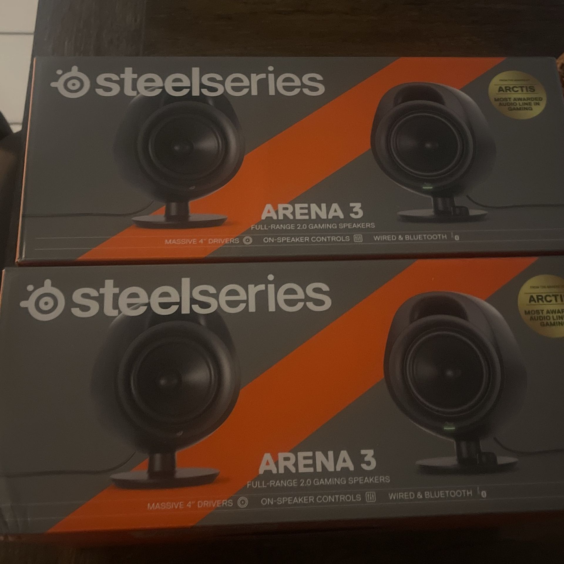 Steel Series Arena 3
