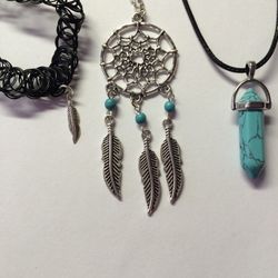Dreamcatcher necklace and choker bundle