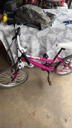 Kids Pink Mountain Bike