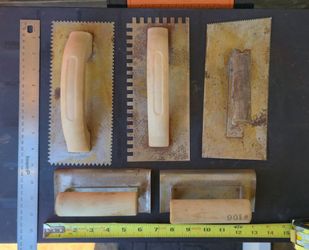 Vintage Trowels 5 piece set.