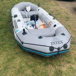 Inflatable Boat