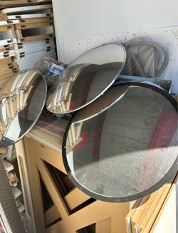 Round Wall Mirrors Set – Silver and Black Frames