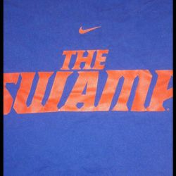 FLORIDA GATORS NIKE "THE SWAMP" Adult Medium Retro Shirt