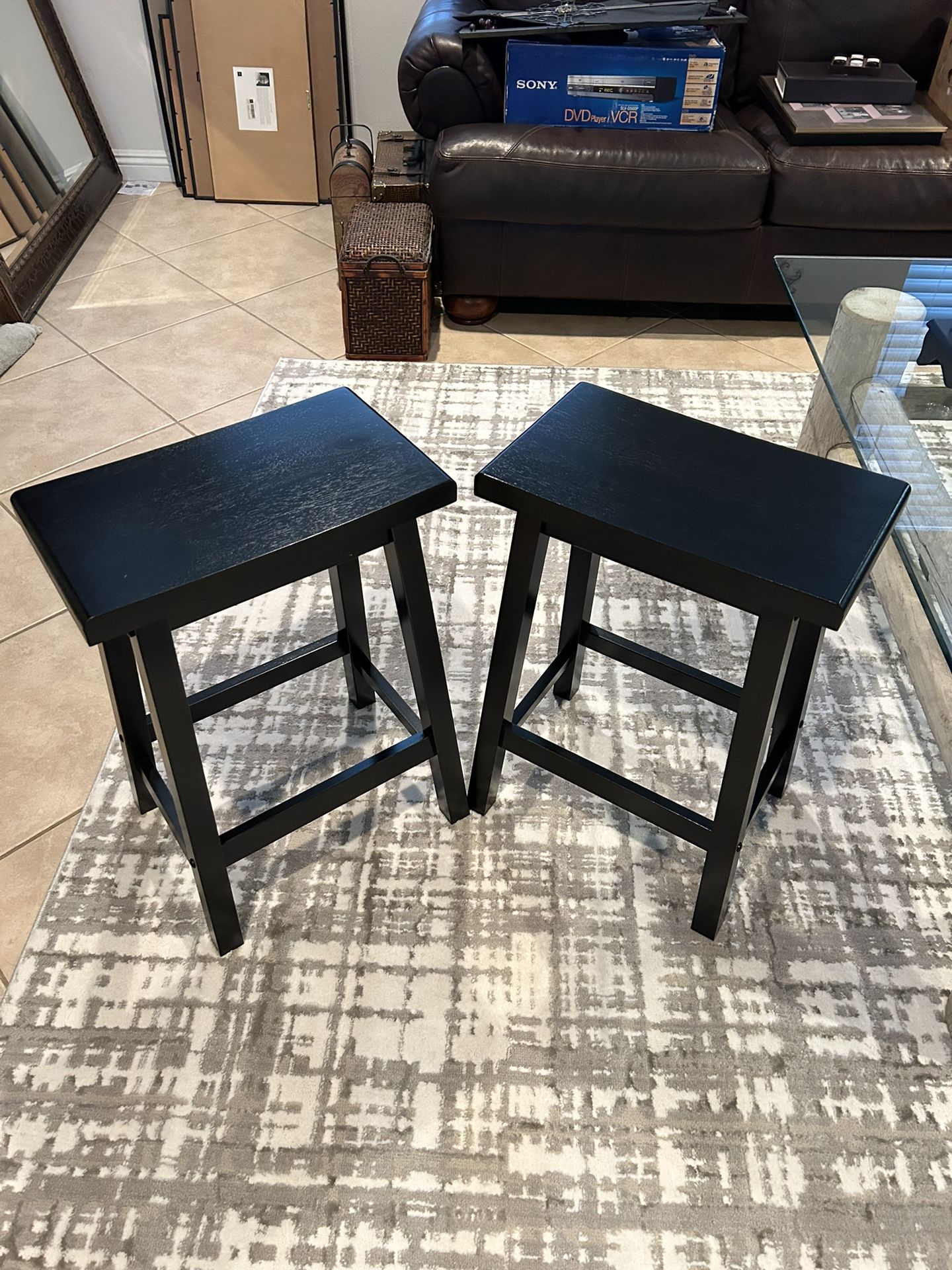 24” Saddle Stools