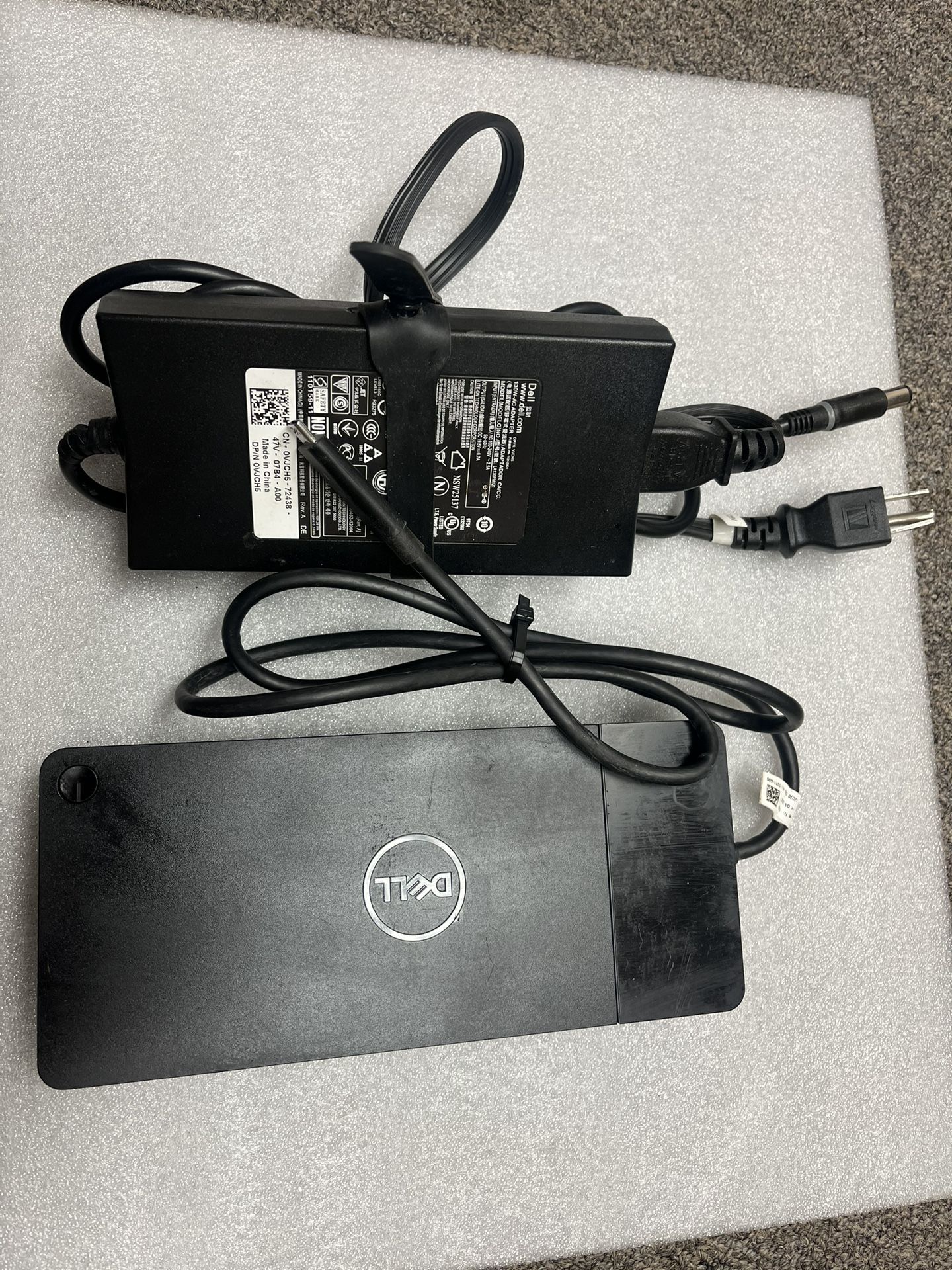 Dell WD19 Docking Station K20A001 K20A With 130W AC Adapter Charger