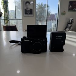 Canon Powershot G7X Mark II