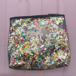 Makeup Bag From SEPHORA Glitter Moves Around Super Cool 