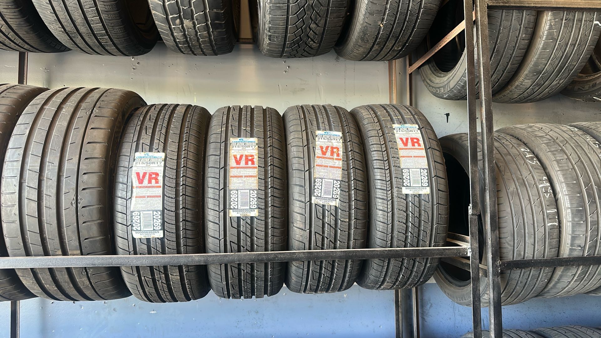 215 50 17 COOPER ULTRA TIRES NOS (4)