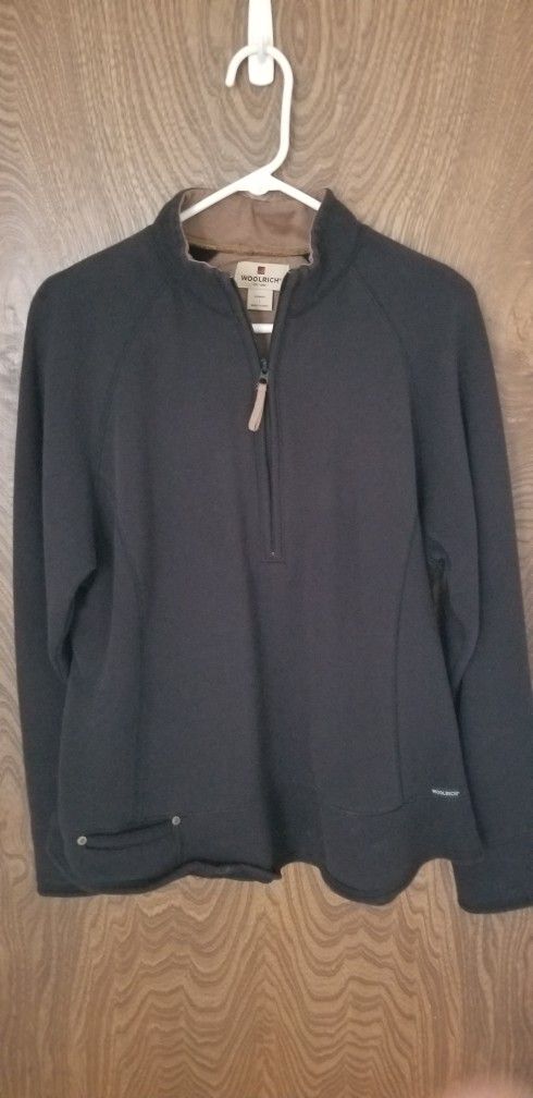 Womens Woolrich Pullover (small)