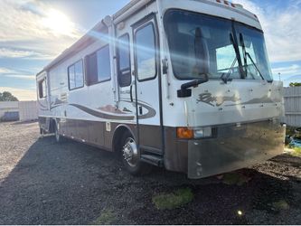 2001 Safari diesel motorhome