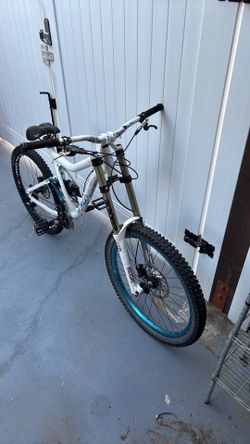 Norco Shore Three freeride downhill