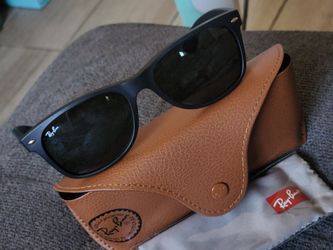 RayBan