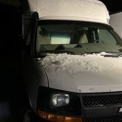 2013 Chevy Express 3500