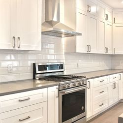 New White Shaker Kitchen Bathroom Vanity Cupboards Wholesale