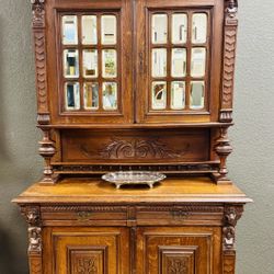 Antique French Oak Buffet à Deux Corps – 19th Century