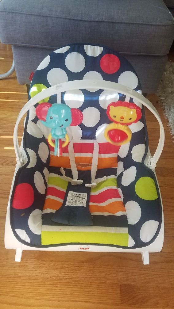 Fisher Price Baby Infant to Toddler Rocking Chair