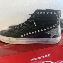 Golden goose slides sz 39 (sz 8.5/9) great condition very comfortable!