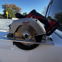 Milwaukee 6.5 Inch Circular Saw for Sale in Phoenix AZ OfferUp