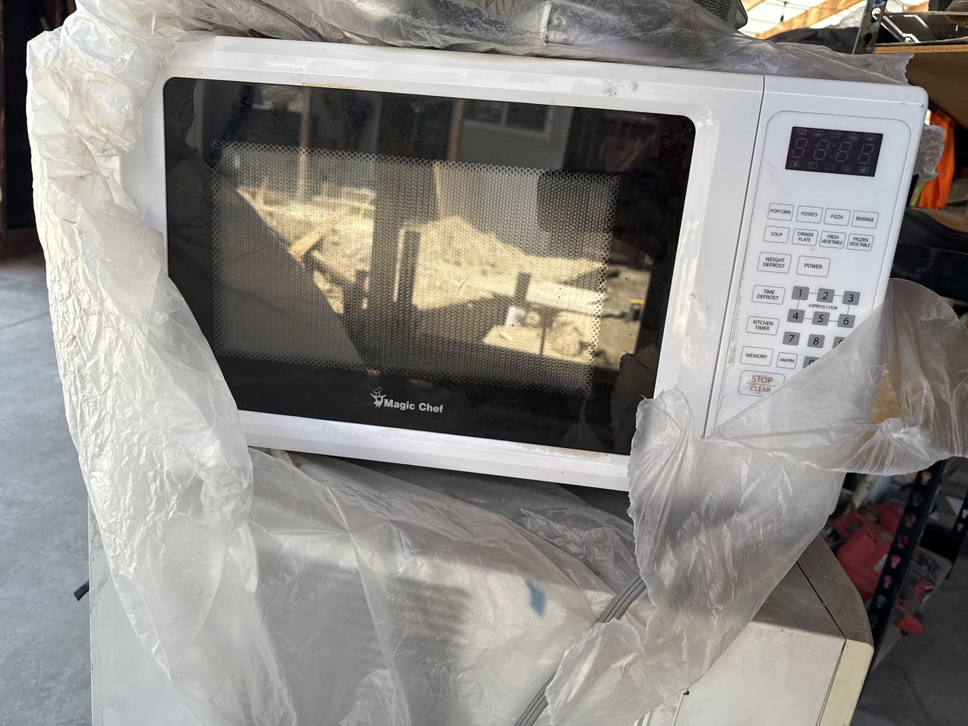 Microwave- 25