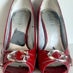 Guess heels size 71/2  ,3inc.