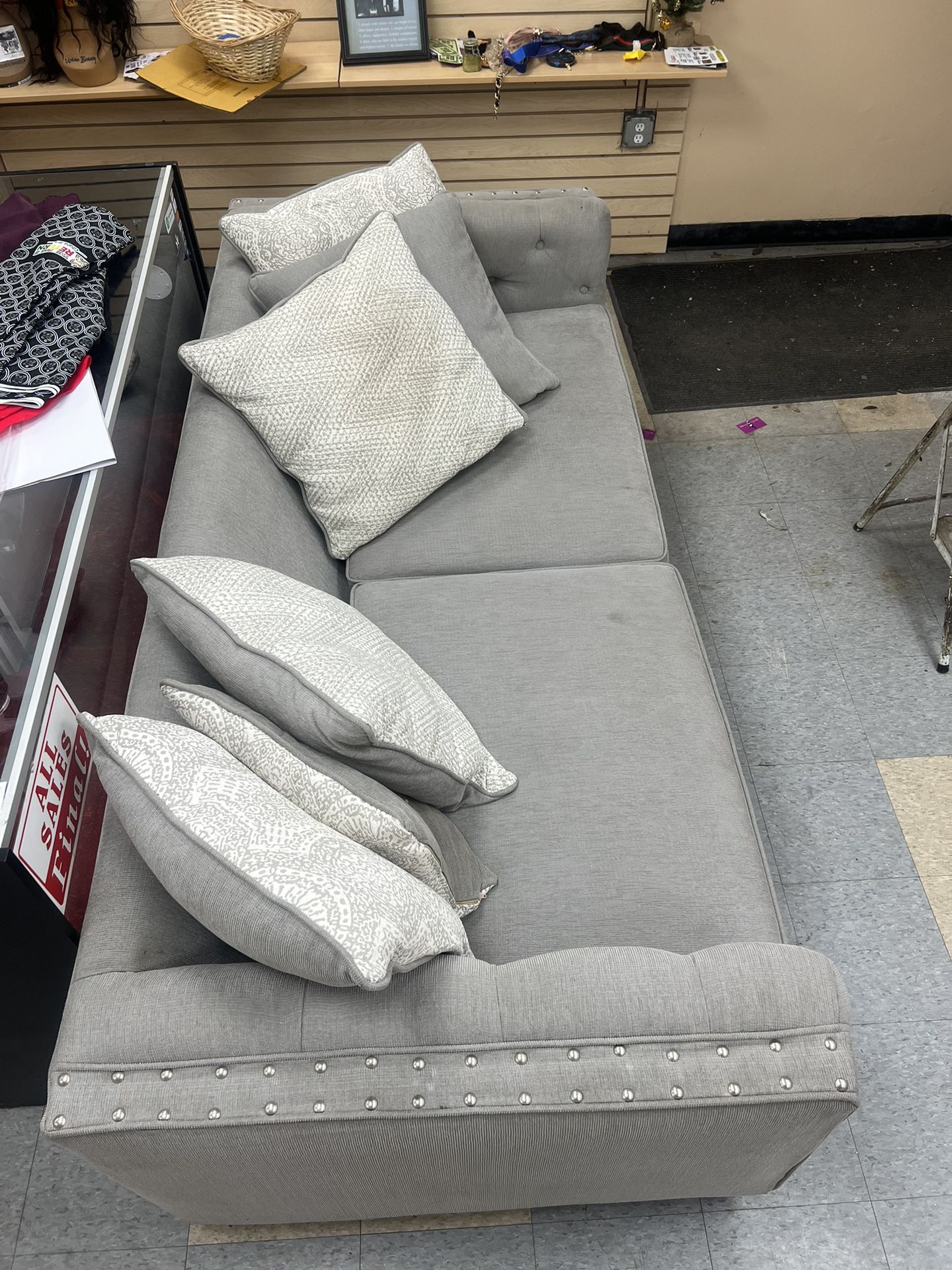 Sofa Grey Cloth Good Condition   Pick Up Only 