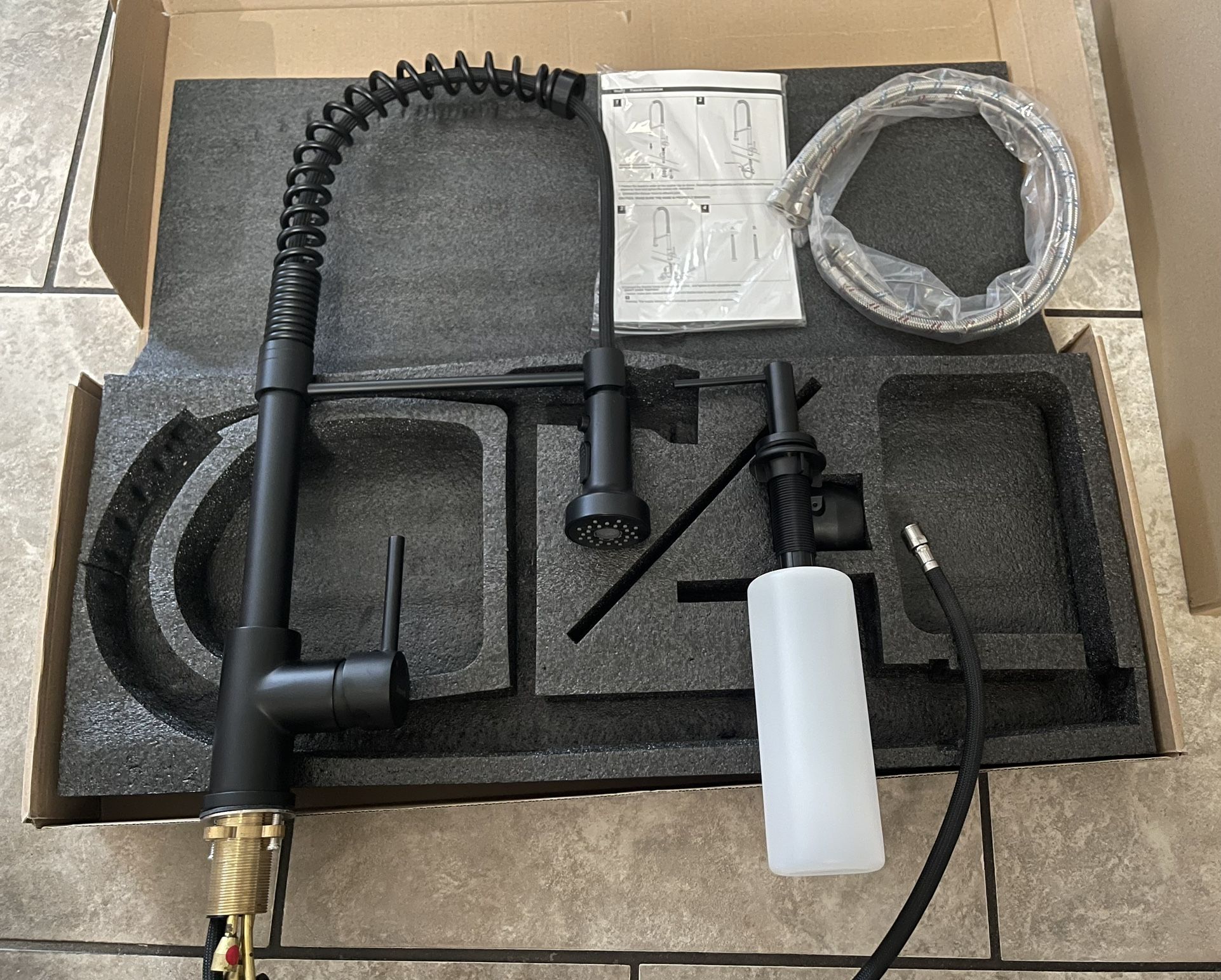“Brand new” stainless steel kitchen faucet sink incl hot/cold hoses& Soap Dispenser Black