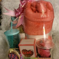 LOVE THEMED GIFT BOX 🎁 BASKET for HER 