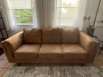 Sofa In Excellent Conditions