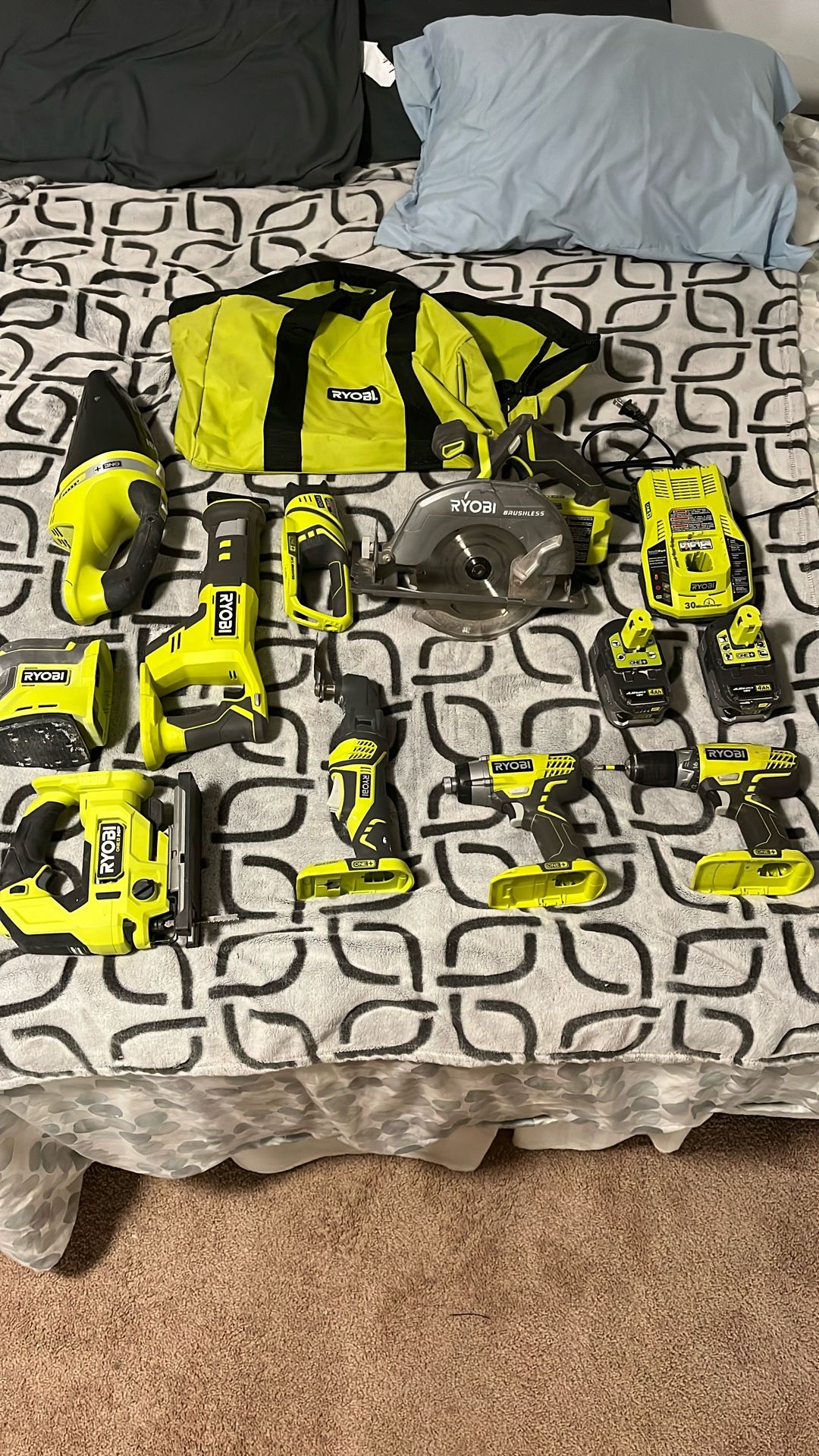 Ryobi 9 Tool Set