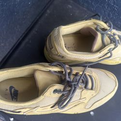 Nike Air Max 1 Travis Scott Cactus Jack "Saturn Gold"