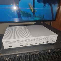 XBOX ONE S All Digital 1TB no remote 