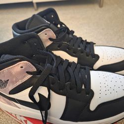 New Nike Air Jordans Mens 10