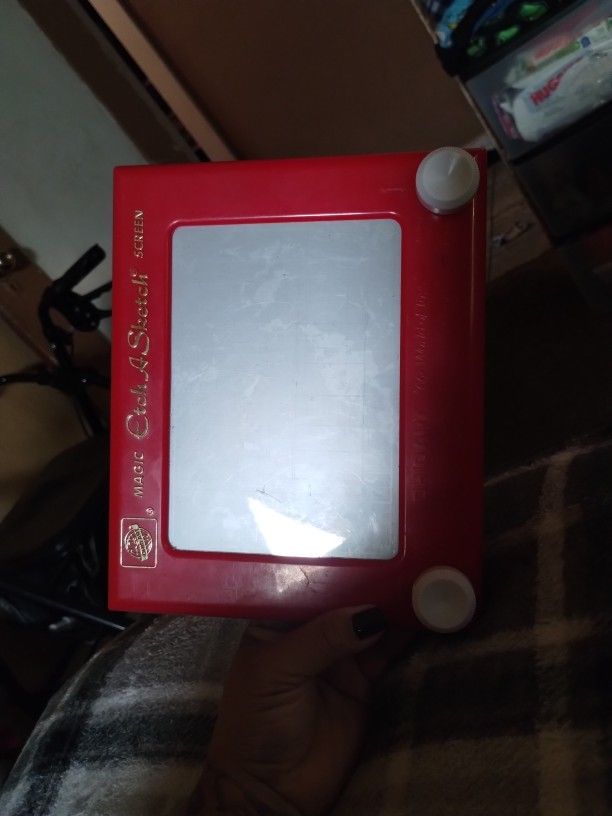 Toy Etch A Sketch