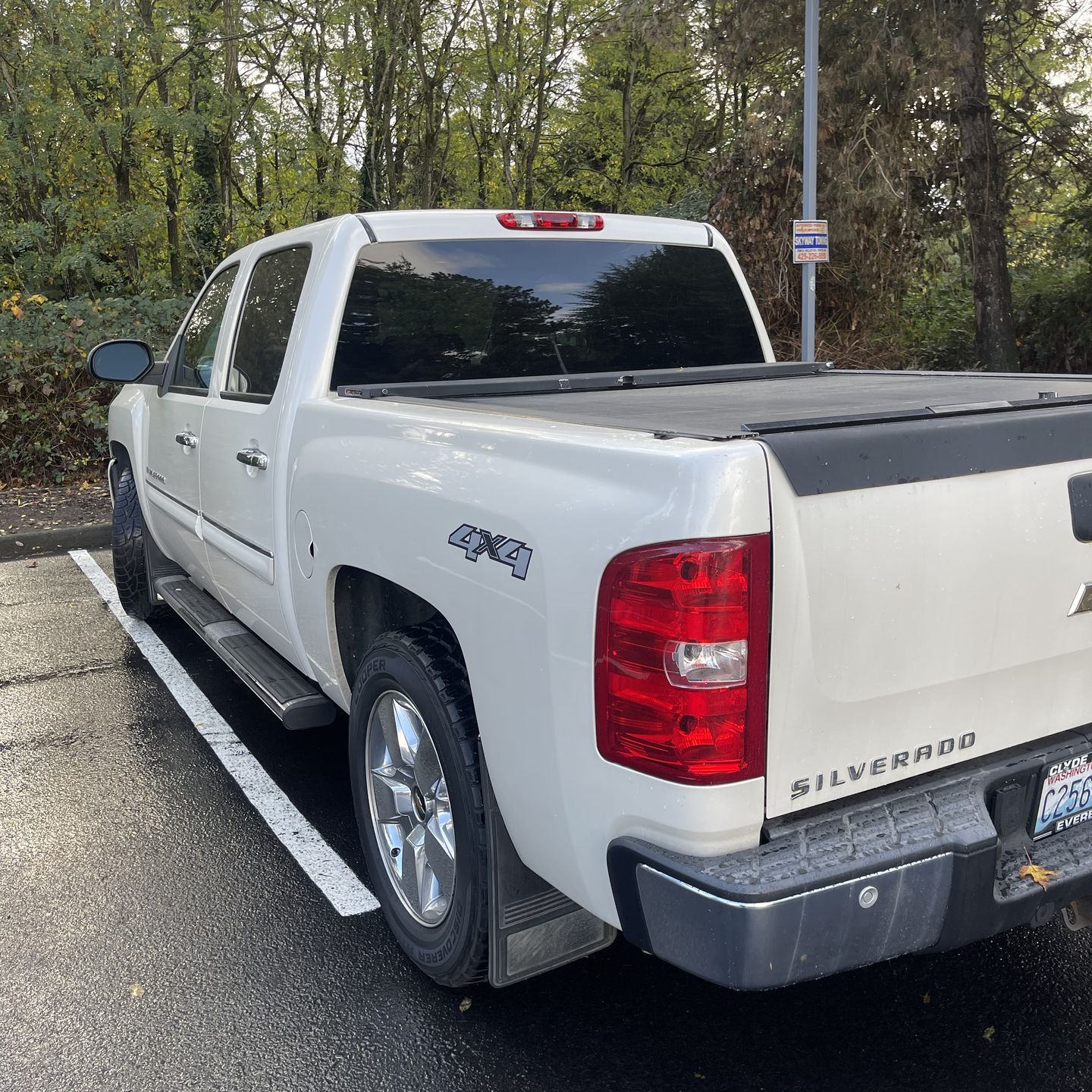 2009 Chevrolet Silverado 1500 for Sale in Renton, WA - OfferUp