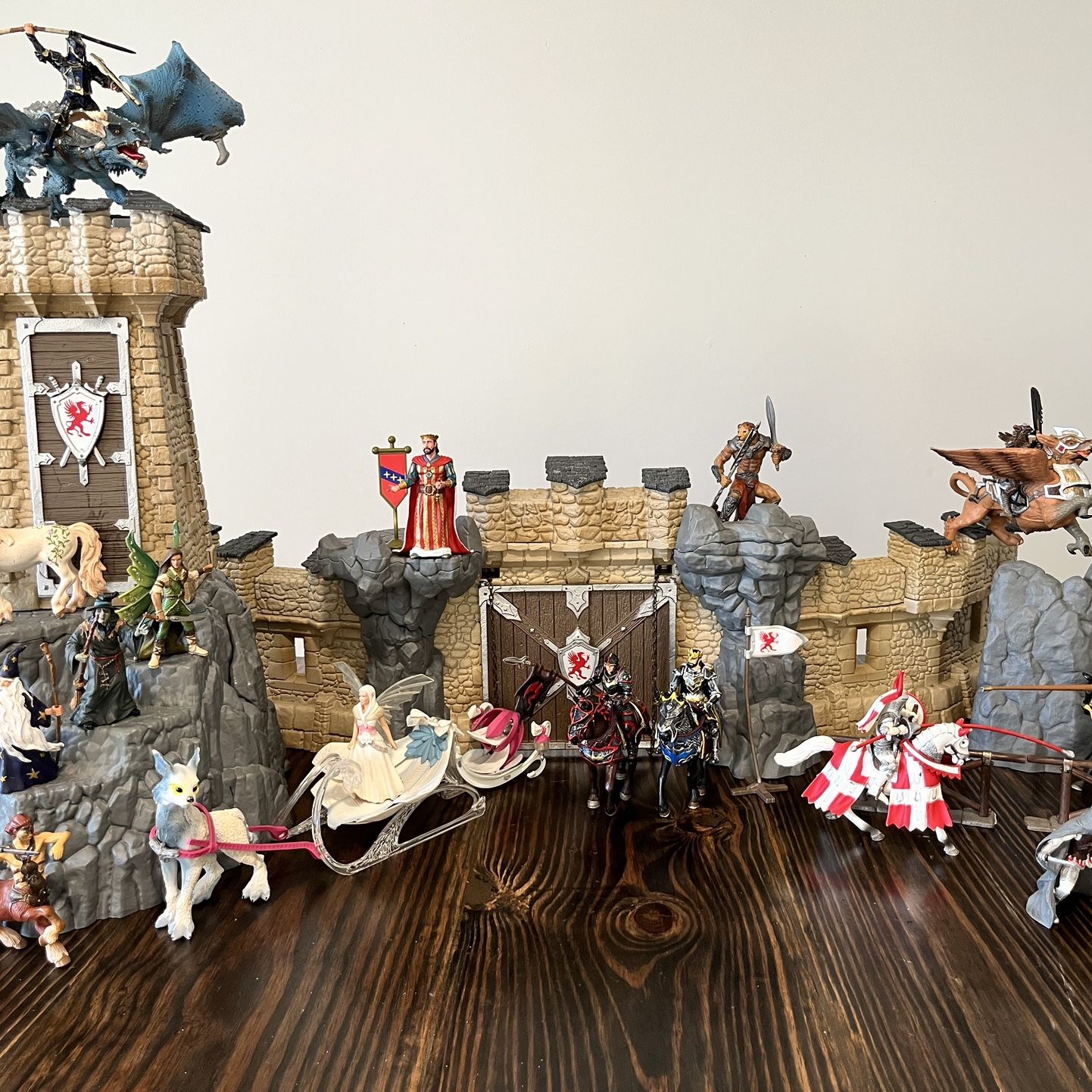 Schleich castle hot sale