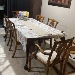 Table And Chairs 