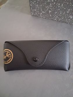 Ray-Ban Eyeglasses with Case