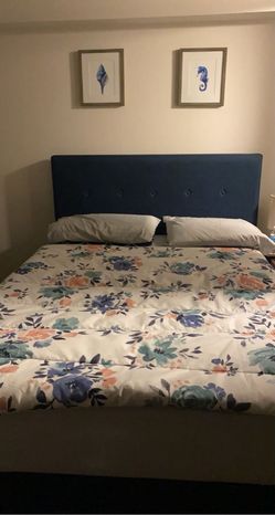 Queen bed