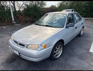 1999 Toyota Corolla CE Silver 4-Door Sedan