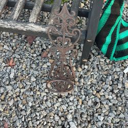 COOL RUSTIC IRON PLANT HANGER